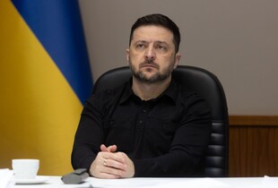 Головнокомандувача сьогодні міняти не планую: головне з брифінгу Зеленського