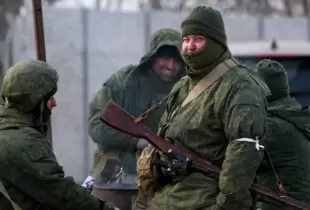 У Луганську окупанти почали депортувати місцевих жителів у рф