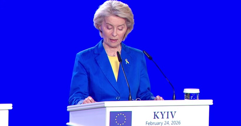 Фон дер Ляєн засудила російські удари по нафтопроводу 