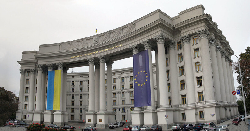 МЗС України закликало українців утриматися від поїздок до Ізраїлю та Ірану