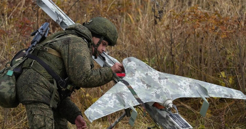 Росіяни обстріляли Любимівку на Херсонщині: поранено волонтера