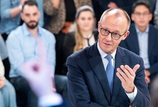 Мерц: немає підстав послаблювати санкції проти росії