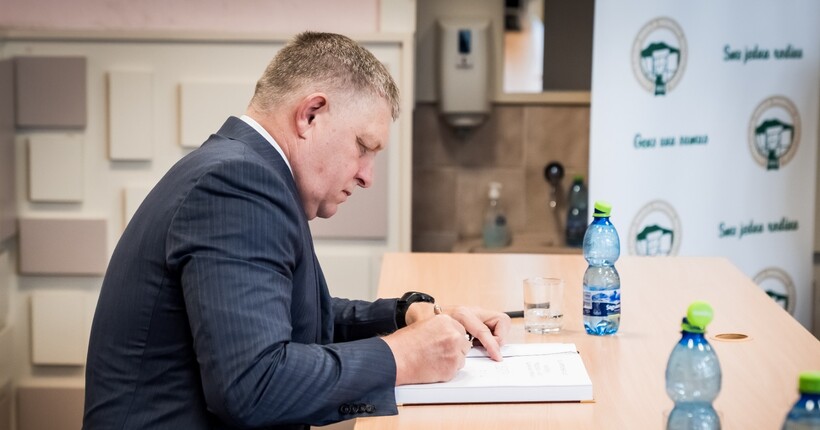 Фіцо написав листа Зеленському щодо нафтопроводу “Дружба”: що відомо