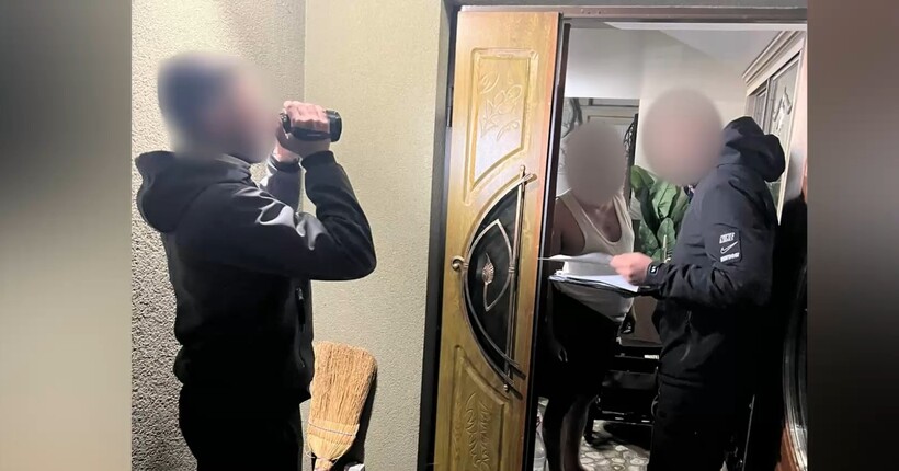 На Львівщині зловмисник понад 20 років тримав чоловіка в трудовому рабстві