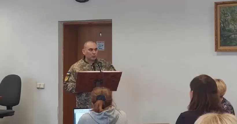 Мер Броварів Сапожко отримав повістку до військкомату