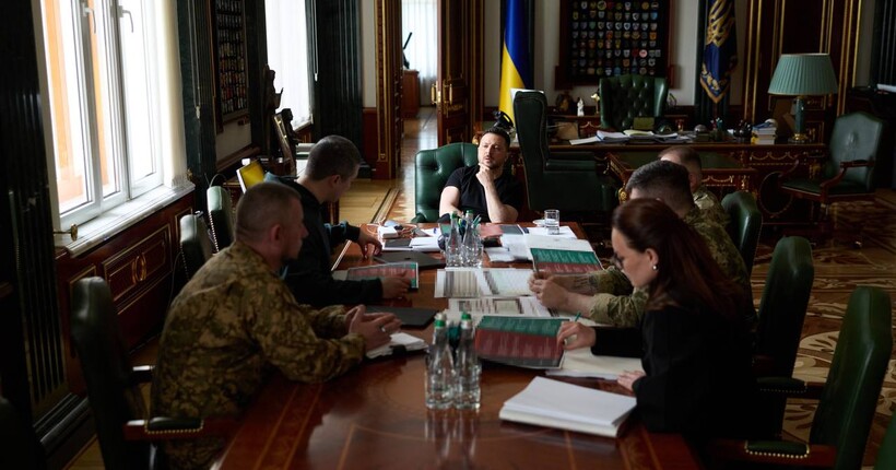 Демобілізація, підвищення зарплат піхотинцям до 400 000 грн: Зеленський розповів деталі реформи української армії