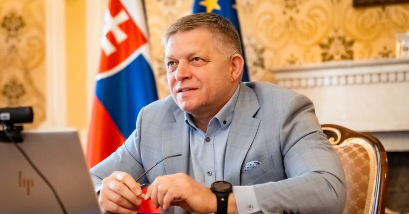 Візит Фіцо в Москву на 9 травня: Польща назвала умову, за якої “вибачить” поїздку