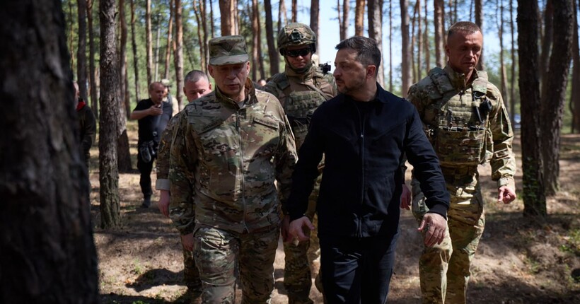 Зеленський відвідав 67-му ОМБр та обговорив посилення безпілотної складової