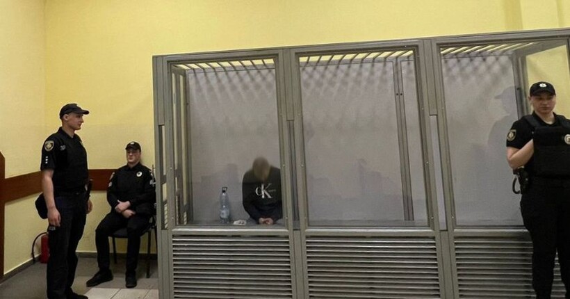 У Львові суд обрав запобіжний захід чоловіку, який взяв у заручники неповнолітню дівчину при втечі від ТЦК