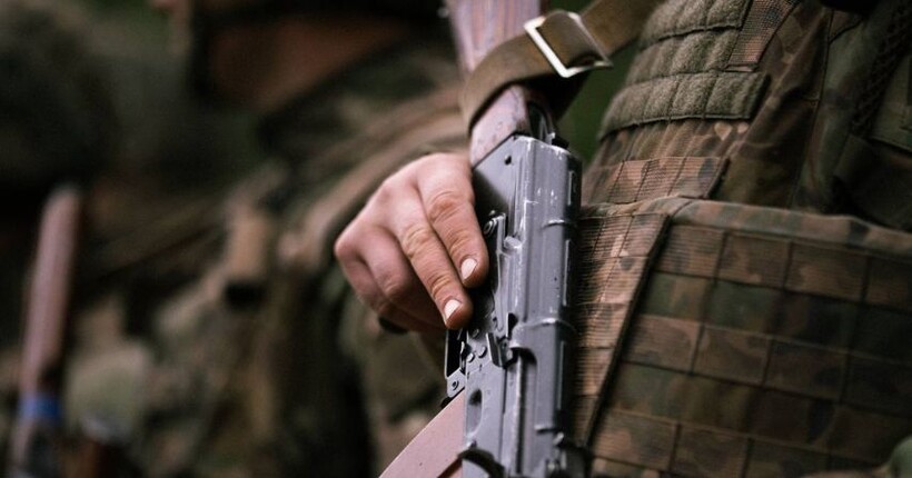 На Миколаївщині військовослужбовець розстріляв з автомата двох побратимів