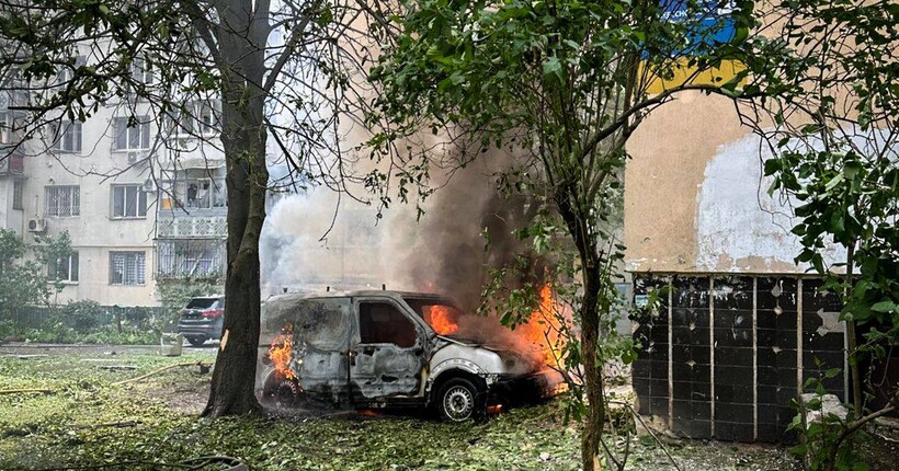 Від початку доби рф випустила по Україні щонайменше 800 дронів - Зеленський