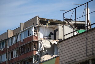 Зеленський доручив військовому командуванню знайти формати відповіді на російський удар