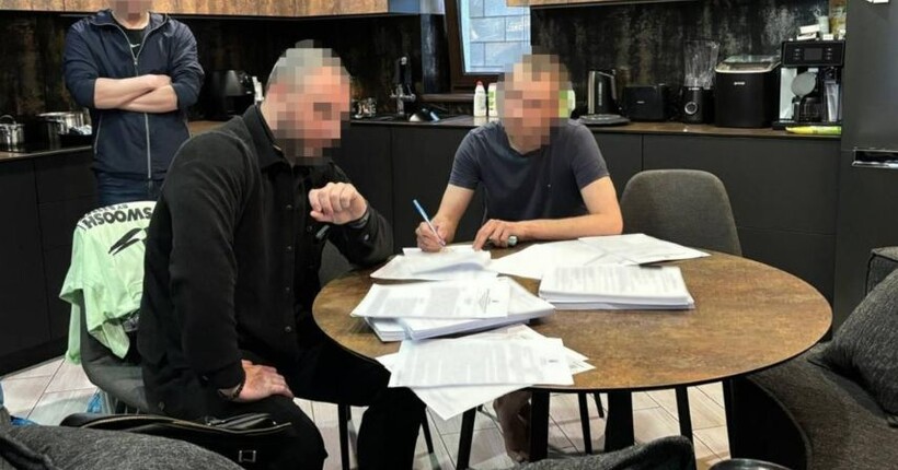 В Кривому Розі шахраї уклали фіктивні угоди на металургійну продукцію з іноземними компаніями на 7 млн грн