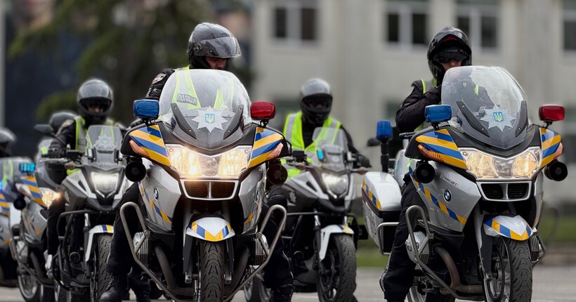 Патрульні на мотоциклах, велосипедах та конях: в яких містах України працюватимуть екіпажі