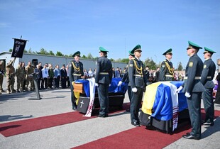 Прах полковника ОУН Андрія Мельника прибув в Україну (фото)