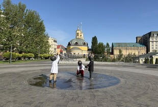 Малюків-засновників Києва переодягли у вишиванки (фото)