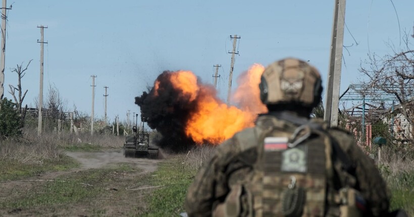Путін дозволив використовувати війська рф для “захисту” росіян за кордоном