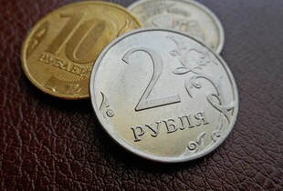 Зміцнення рубля вдарило по російському експорту і бюджету