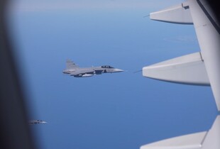 Зеленський прибув у Швецію: Готуємо сильний крок щодо винищувачів Gripen