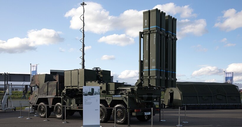 Плюс одна IRIS-T: Німеччина передала Україні нову пускову установку