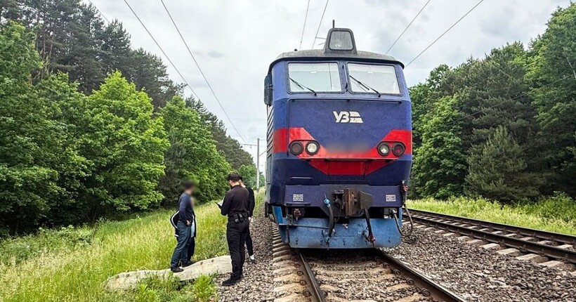 На Рівненщині поїзд міжнародного сполучення смертельно травмував неповнолітнього