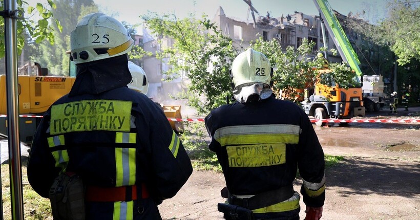 Кількість загиблих зросла до 16: пошукову операцію в Дніпрі завершено