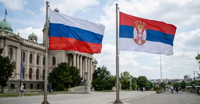 Президент Сербії відповів, чи скасовуватиме Белград безвіз з рф