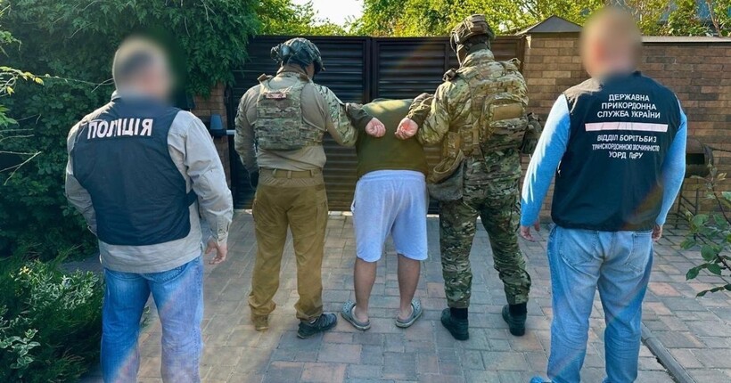 Фіктивні далекобійники: на Одещині викрили схему виїзду через систему 