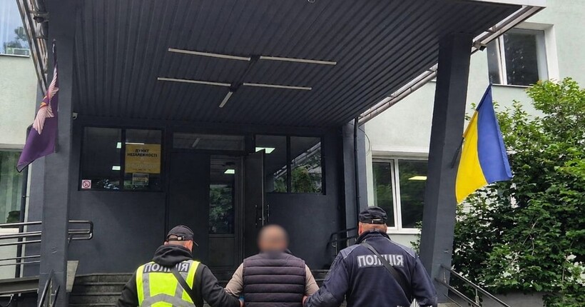 У Житомирі затримали 38-річного чоловіка, який завдав близько 20 ударів ножем колишній