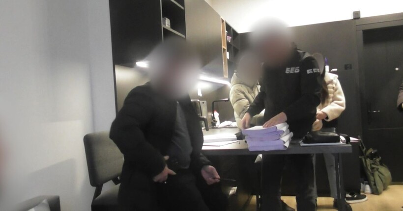 Завдали збитків Одесі у понад 20 млн грн: БЕБ викрило масштабну схему на закупівлі для світлофорів