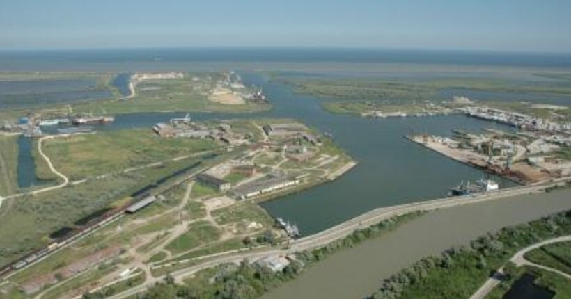Дрони знову уразили морпорт Темрюк на Кубані: виникли пожежі