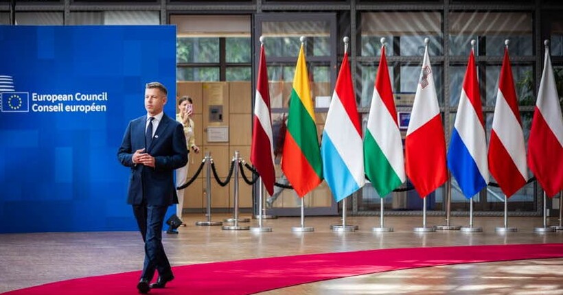 Угорщина домоглася вилучення пункту про прискорення вступу України до ЄС - Мадяр