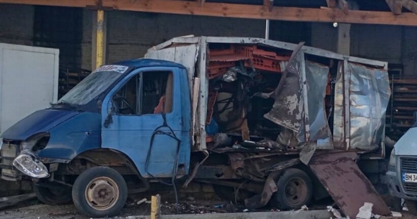 Війська рф завдали удару по хлібзаводу у Глухові (фото)