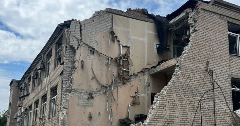 Росіяни скинули на Дружківку три 250-кілограмові авіабомби: є загибла та поранені