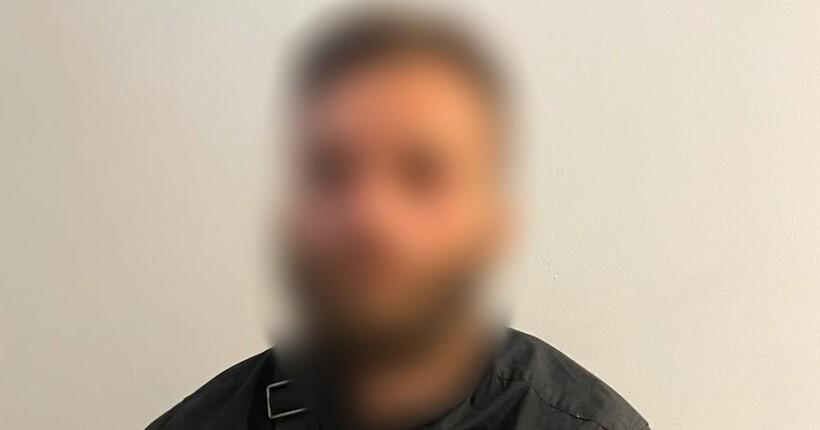 У Харкові чоловік напав з ножем на поліцейських: усі деталі