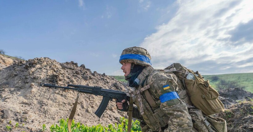 Окупанти використовують тактику малих груп для штурму на Олександрівському напрямку