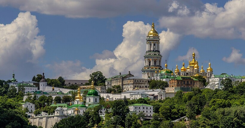 Зеленський підписав указ про підготовку до 1000-річчя Києво-Печерської лаври