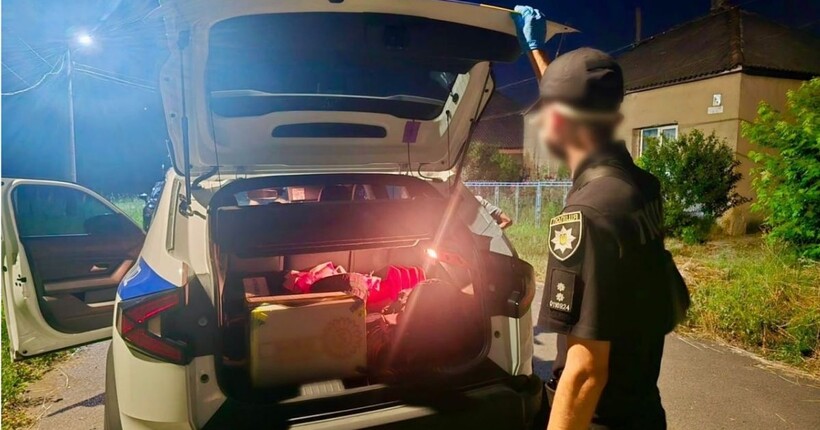 На Закарпатті 39-річна жінка закопала доньку на подвір'ї, щоб приховати її смерть