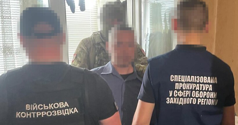 Ділки з трьох областей реєстрували супутникові термінали збройним угрупованням рф – СБУ