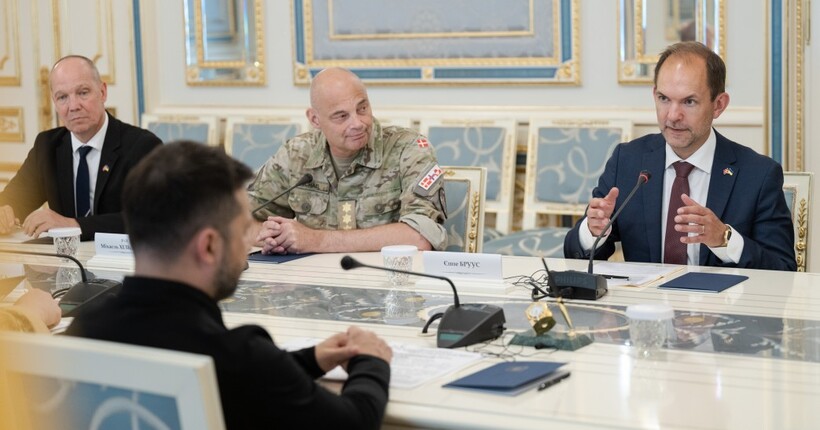 Зеленський та міністр оборони Данії обговорили підготовку Drone Deal