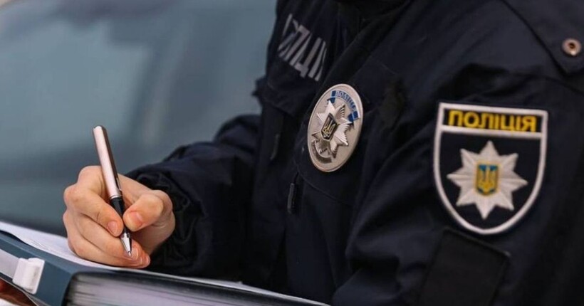 Правоохоронці затримали 29-річного чоловіка, який ошукав дружину військовополоненого на 400 000 грн, обіцяючи повернути чоловіка з полону