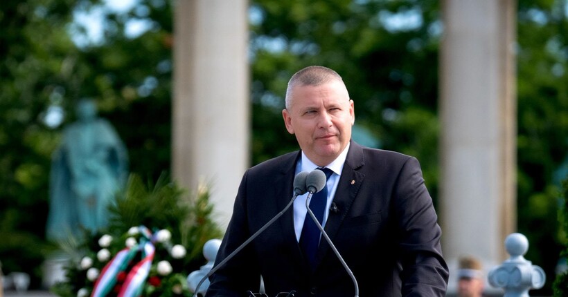 Ми зачиняємо двері для росіян – новий міністр оборони Угорщини