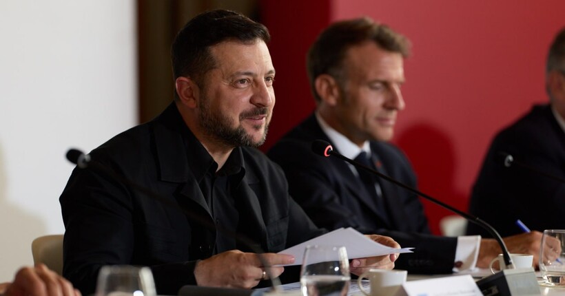 Зеленський прокоментував мирні акції протесту на підтримку міністра оборони Федорова