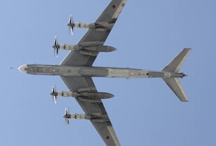 Бійці СБУ знищили військовий літак Ту-95 в Енгельсі (відео)