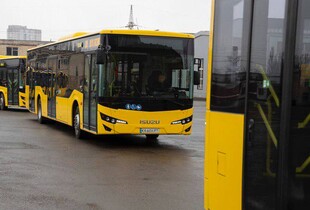 У Києві громадський транспорт курсує зі змінами після масованого удару