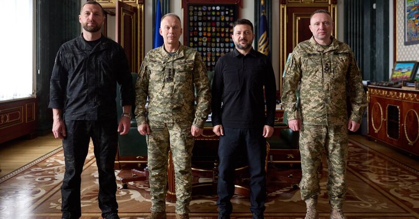 Зеленський провів спільну нараду з Драпатим, Сирським і Хмарою: подробиці