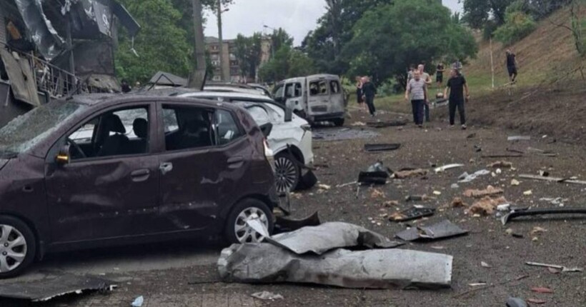 Ворог вдарив КАБами по Запоріжжю: 14 госпіталізованих, дитина у тяжкому стані