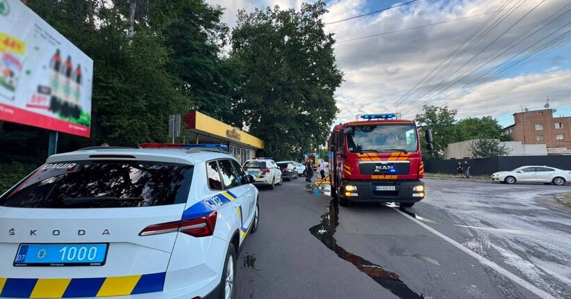 В Ужгороді поліція під час спецоперації затримала озброєного чоловіка, який влаштував стрілянину