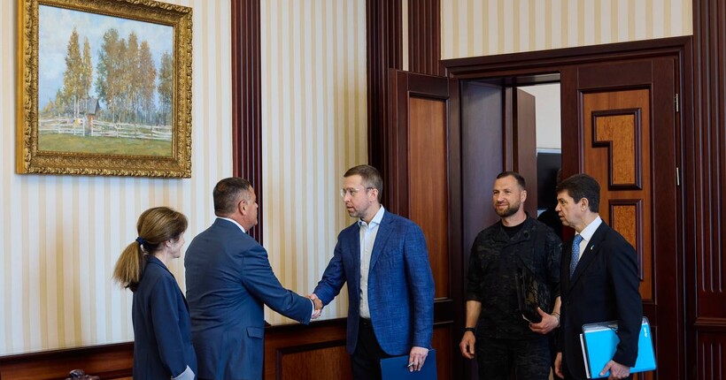 Ракети Patriot до зими і спільне виробництво: Корецький провів переговори з Raytheon