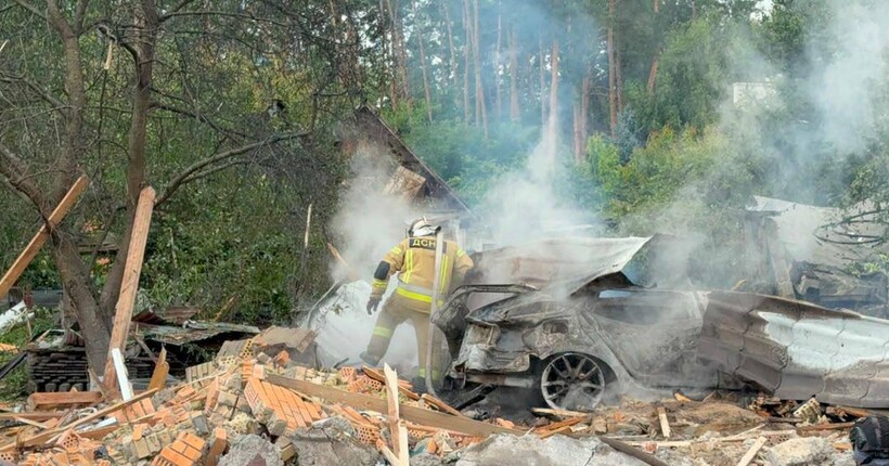 Ворог скинув чотири КАБи по Сумській громаді: які наслідки